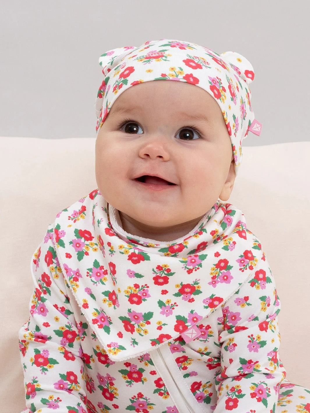 Winter Posy Bib