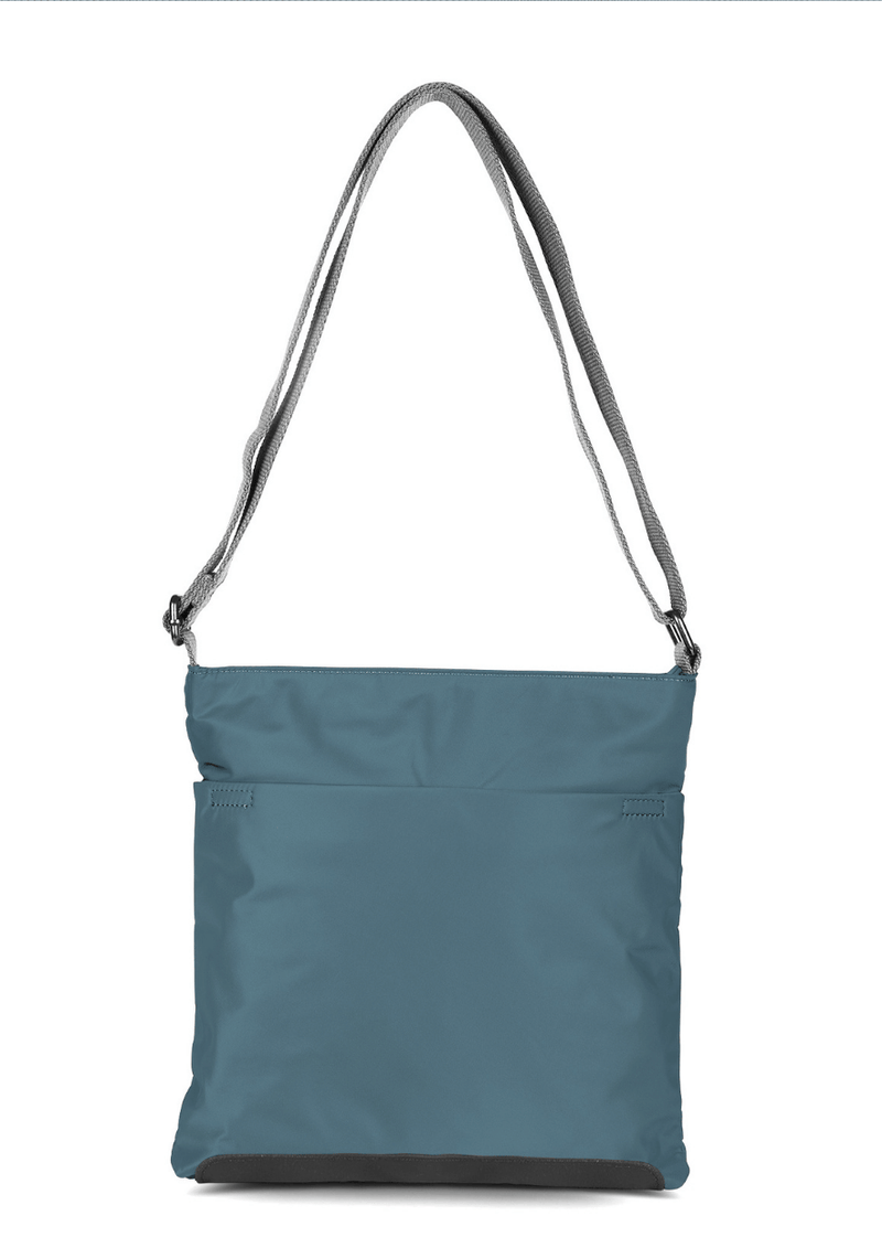 An image of the ROKA London Kennington B Bag