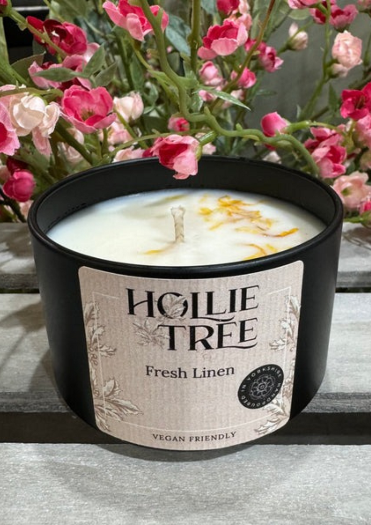 An image of the Hollie Tree Candle Tin