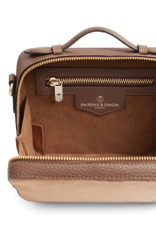 An image of the Fairfax & Favor Fairfax & Favor Buckingham Crossbody Bag
