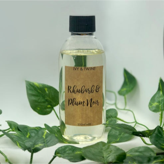 An image of the Ivy & Twine Rhubarb & Plum Noir Diffuser Refill 250ml