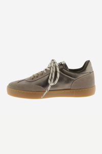 Berlin Metallic Platform Trainer