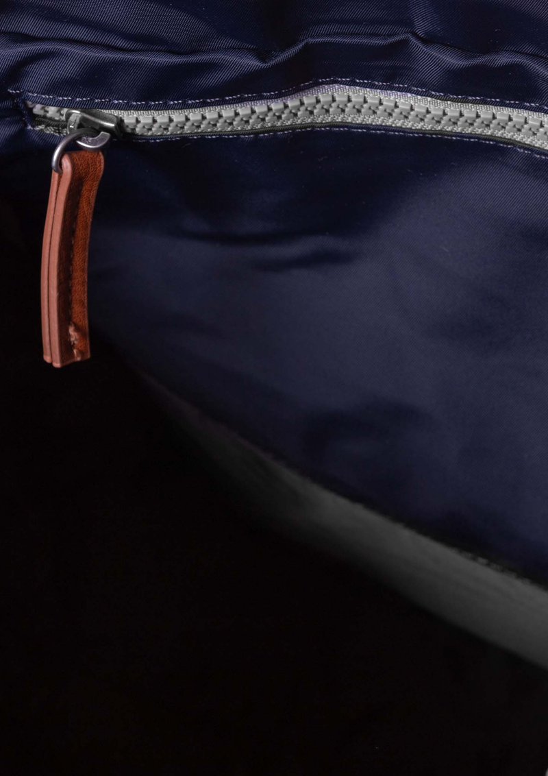 An image of the ROKA London Bantry B Backpack
