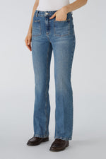 An image of the Oui Jeans - The Flared Mid Rise