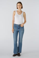 An image of the Oui Jeans - The Flared Mid Rise