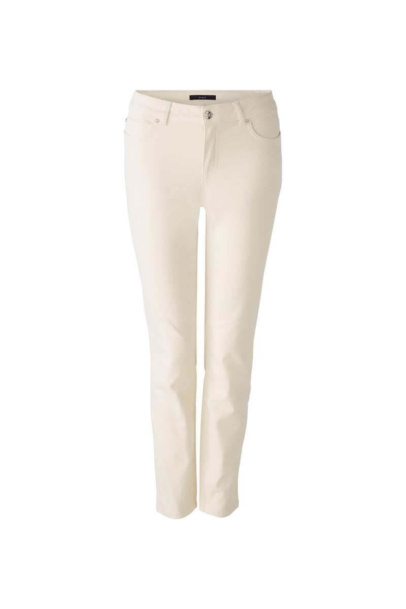 Oui Baxtor Cropped Jeggings. A slim fit, slightly shortened trouser with pockets, belt loops and zip closure, in the shade optic white.