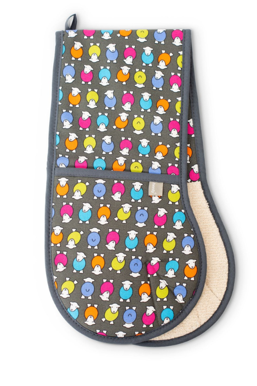 An image of the The Herdy Company Oven Gloves