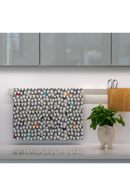 An image of the Herdy Tea Towel
