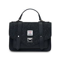 An image of the Islander The Medium Satchel