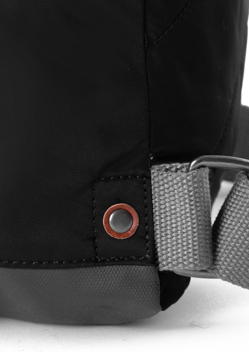 An image of the ROKA London Bantry B Backpack