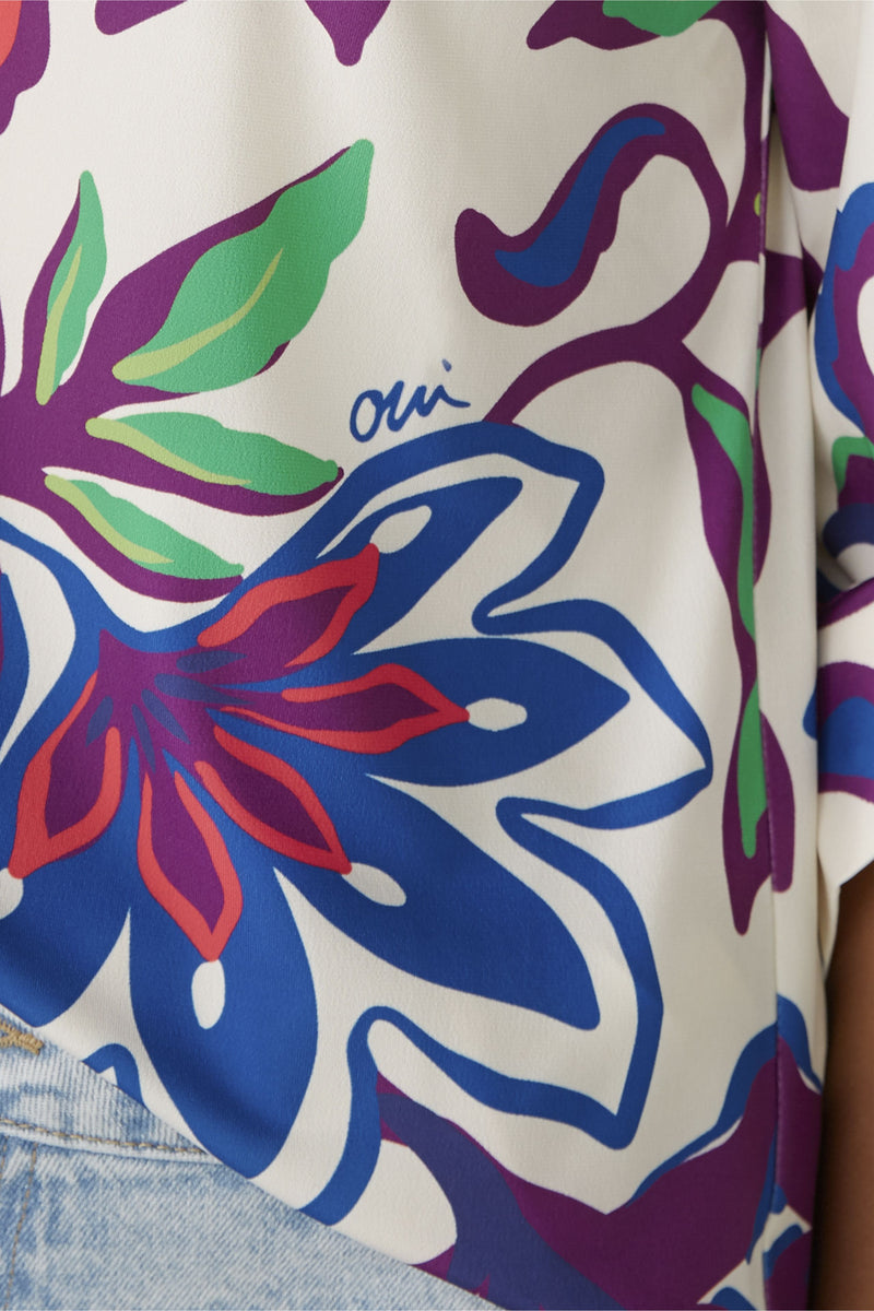An image of the Oui Bold Floral Blouse