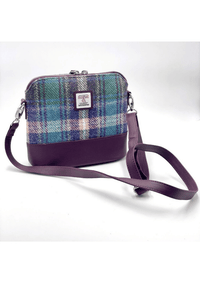 An image of the Maccessori Square Shoulder Bag
