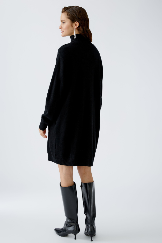 An image of the Oui Knitted Dress