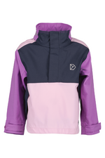 Didriksons Lingon Jacket. A girls windproof jacket in tulip purple with a breathable design, reflective detail, and a water repellent finish