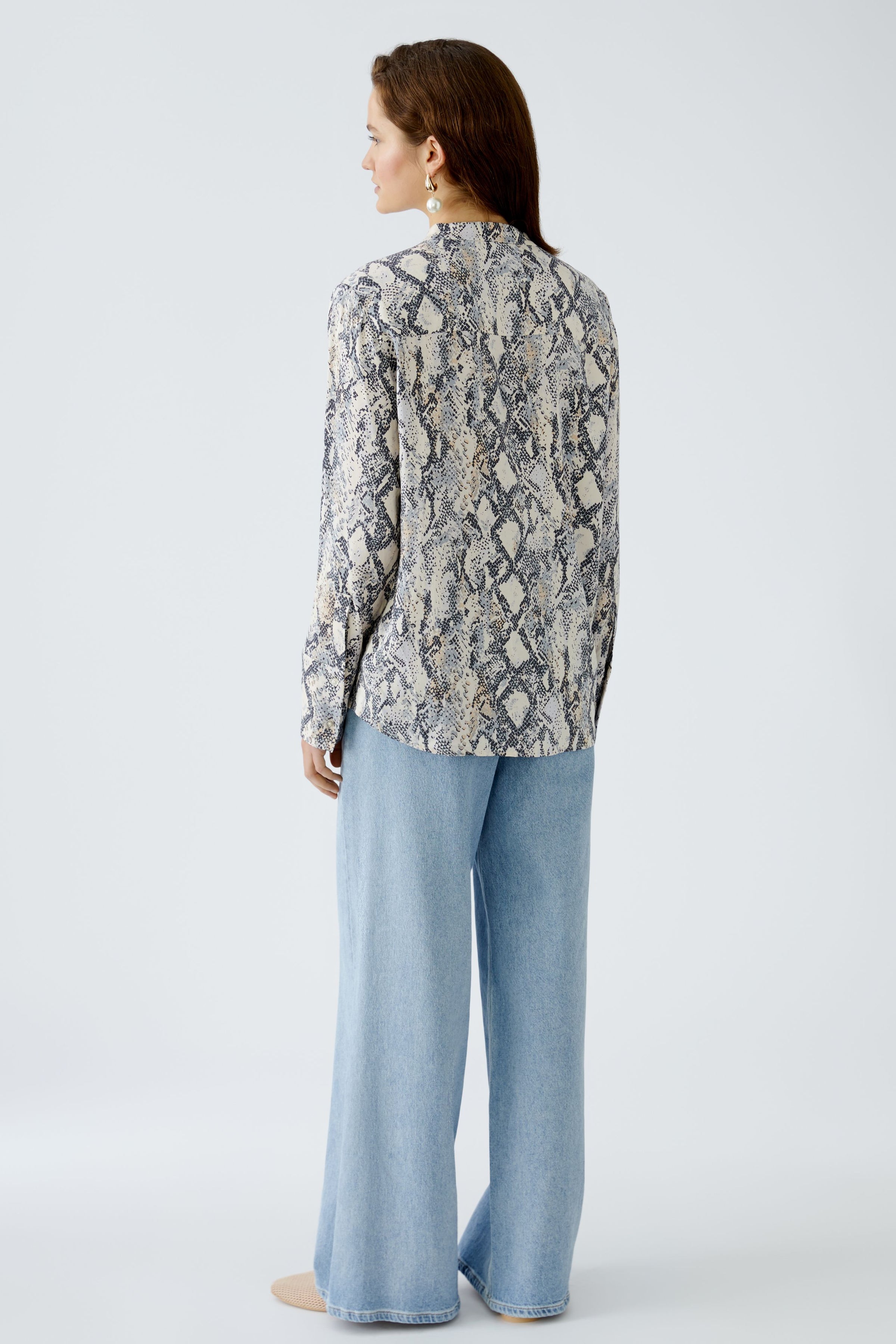 An image of the Oui Woven Blouse