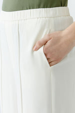 An image of the Oui Woven Trousers