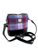 An image of the Maccessori Square Shoulder Bag