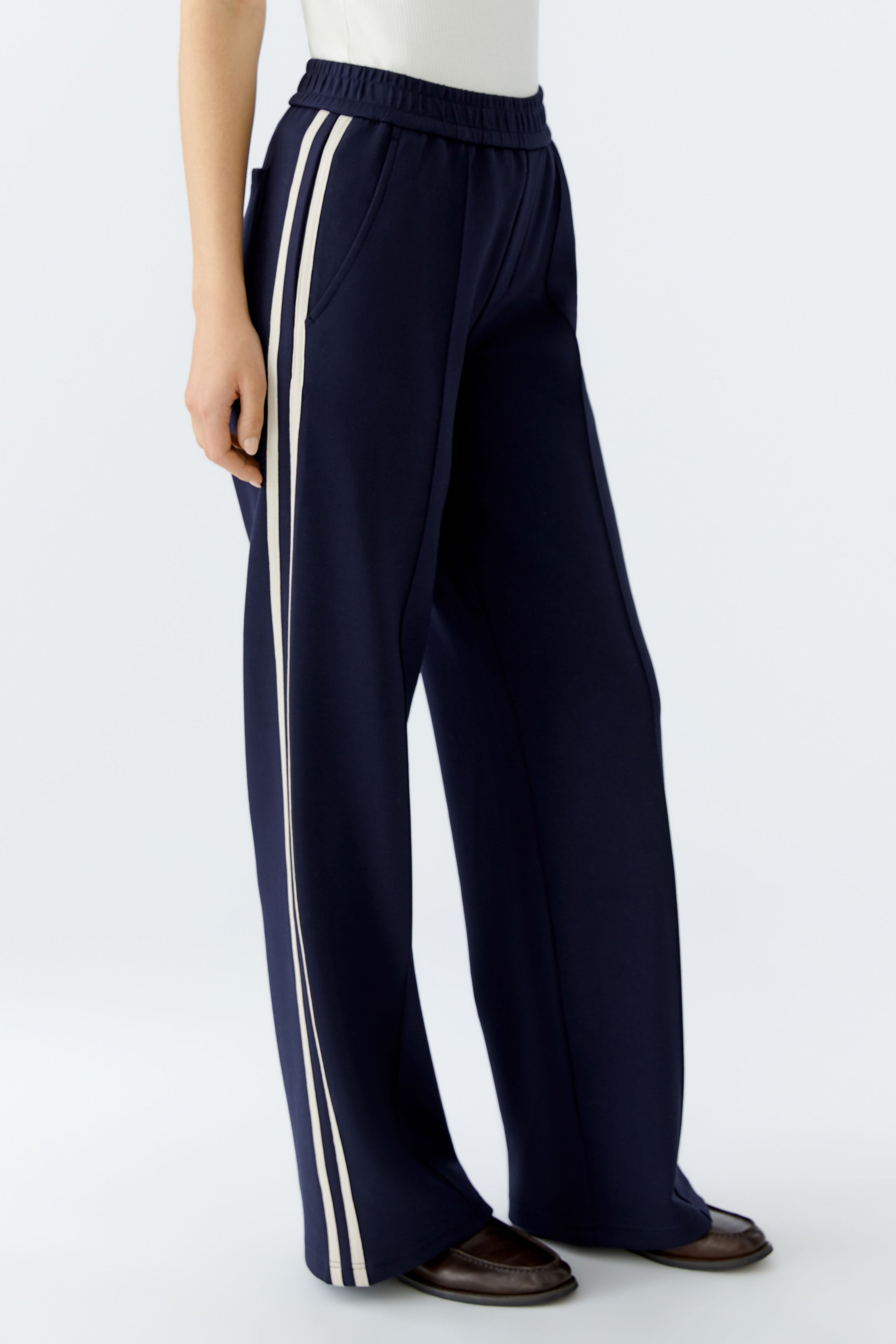 An image of the Oui Knitted Trousers
