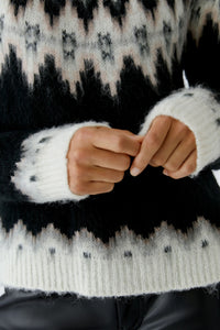 An image of the Oui Knitted Pullover