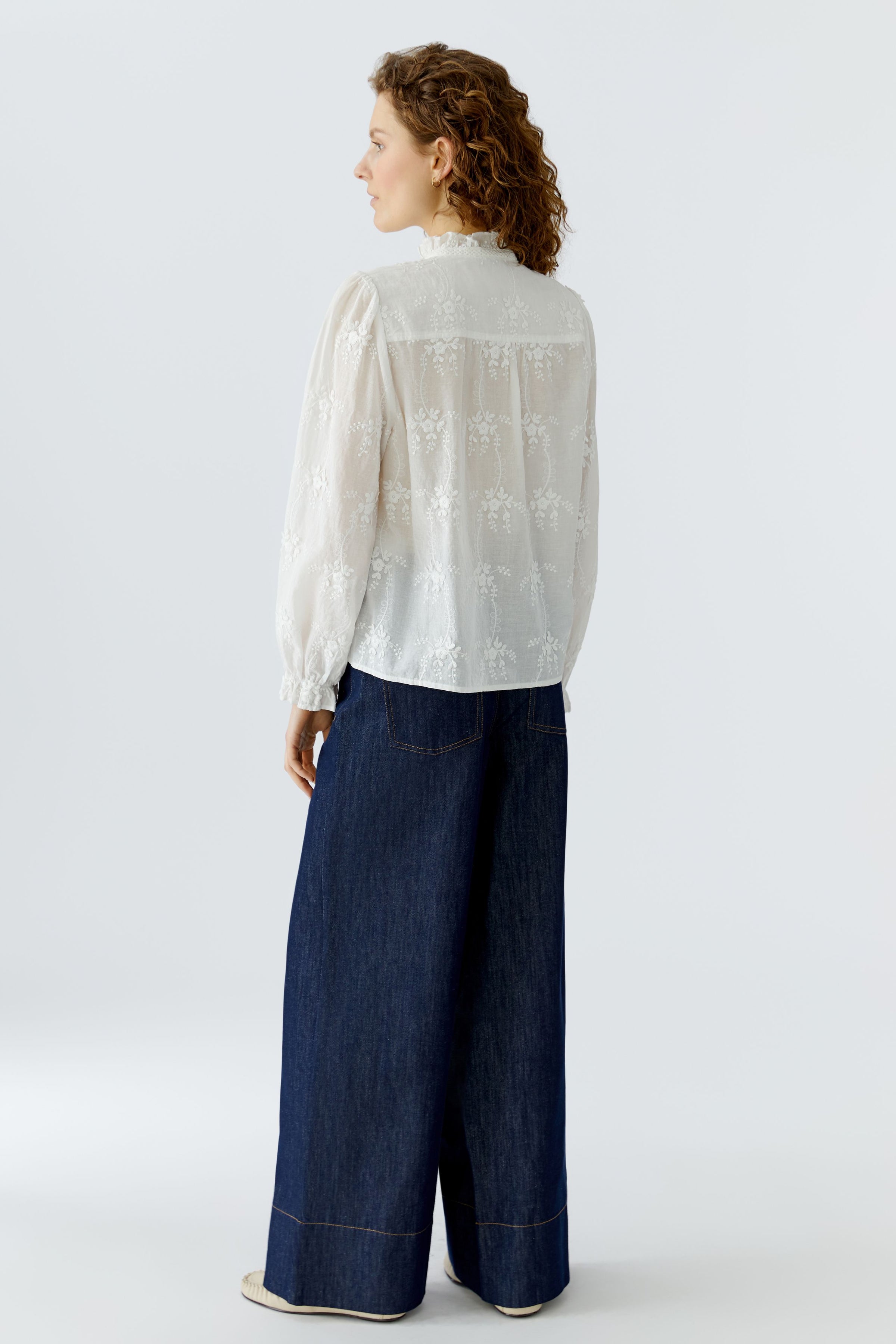 An image of the Oui Woven Blouse