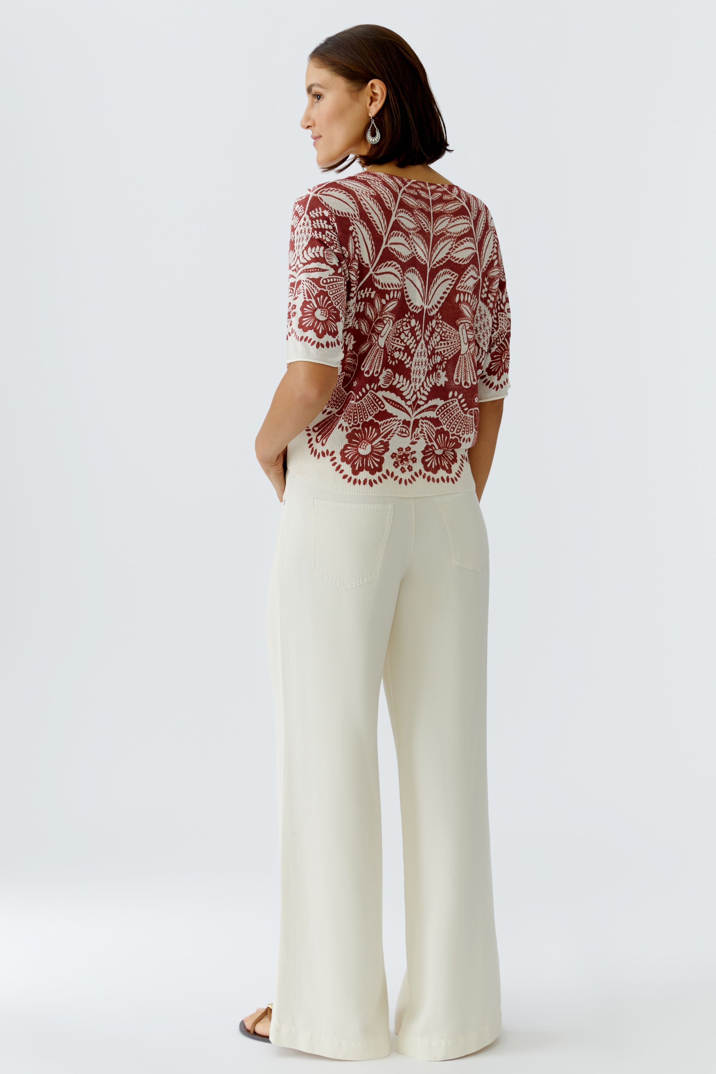 Knitted Pullover