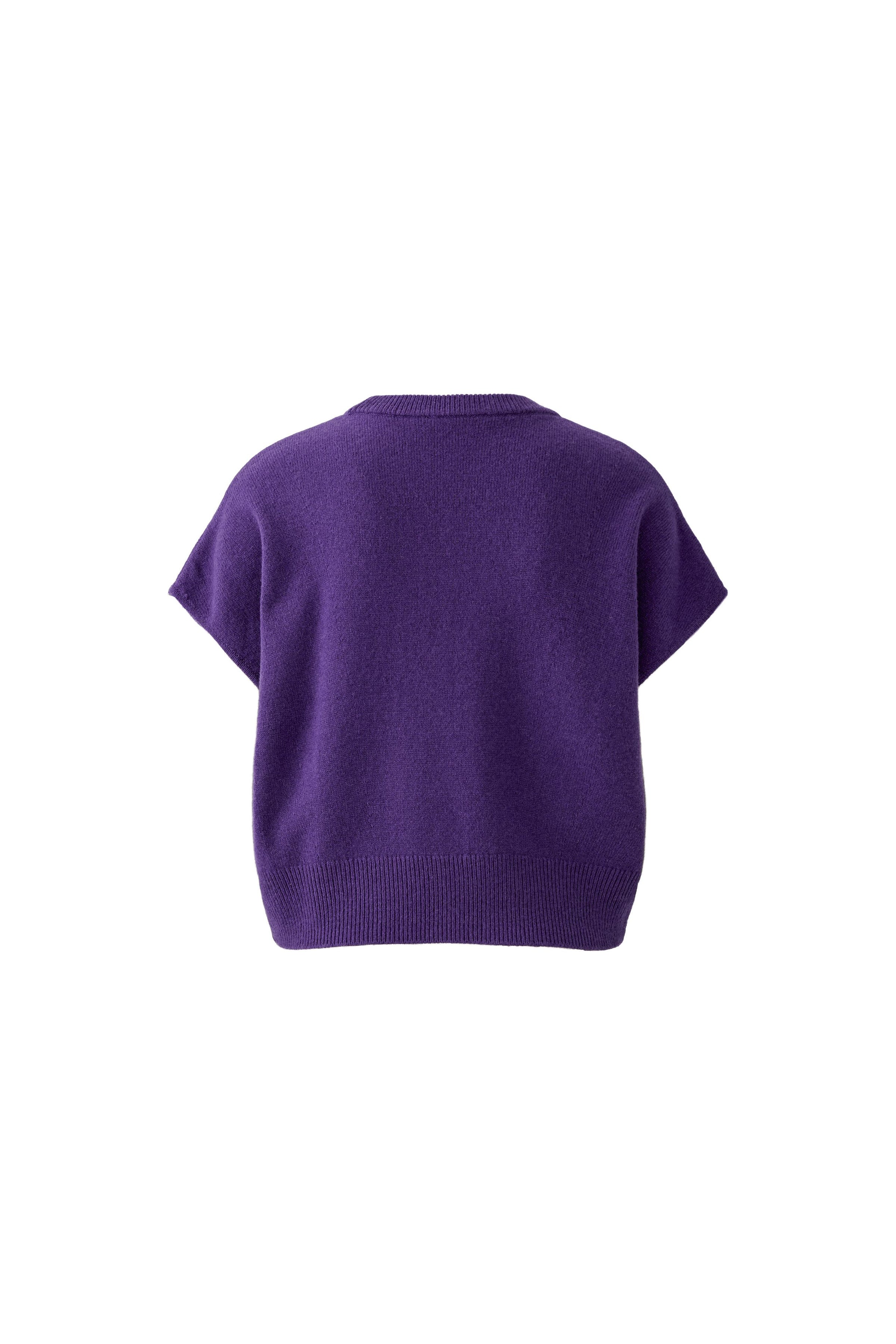 Knitted Pullover