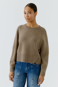 Knitted Pullover