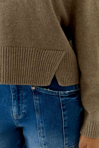 Knitted Pullover