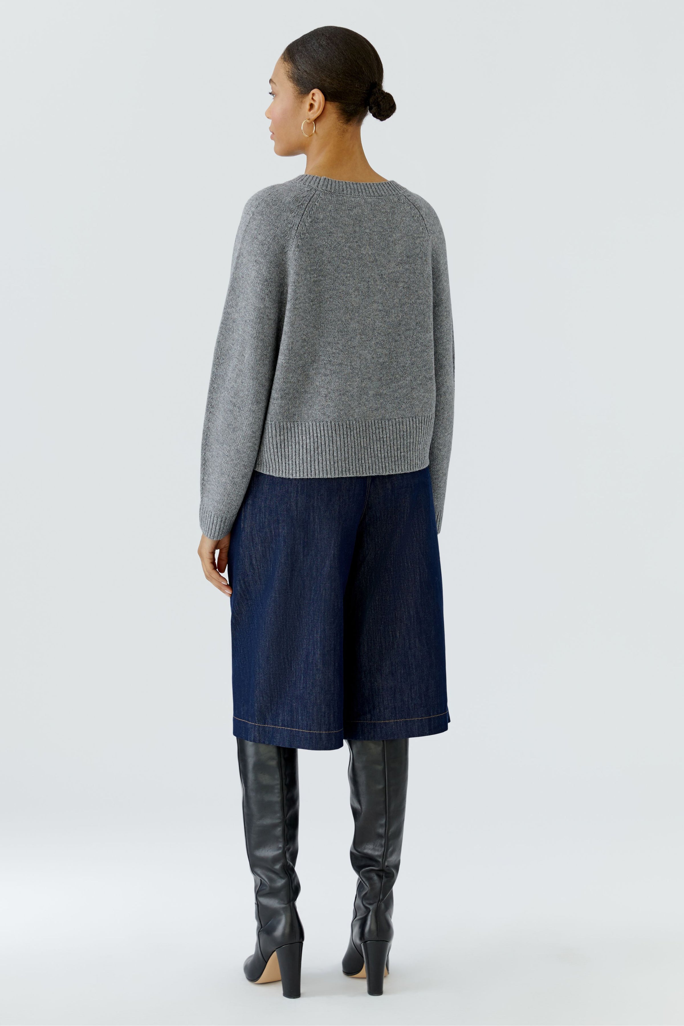 Knitted Pullover