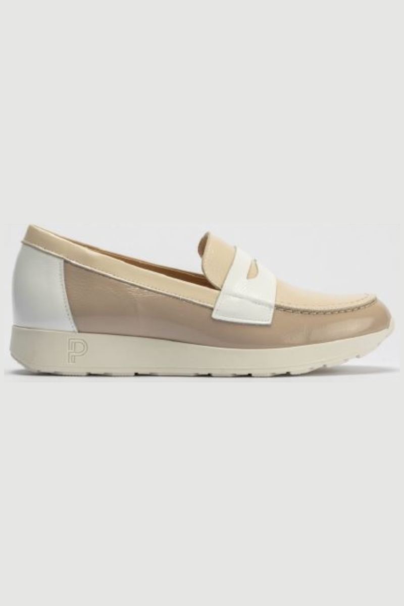 An image of the Pitillos Leather Moccasins