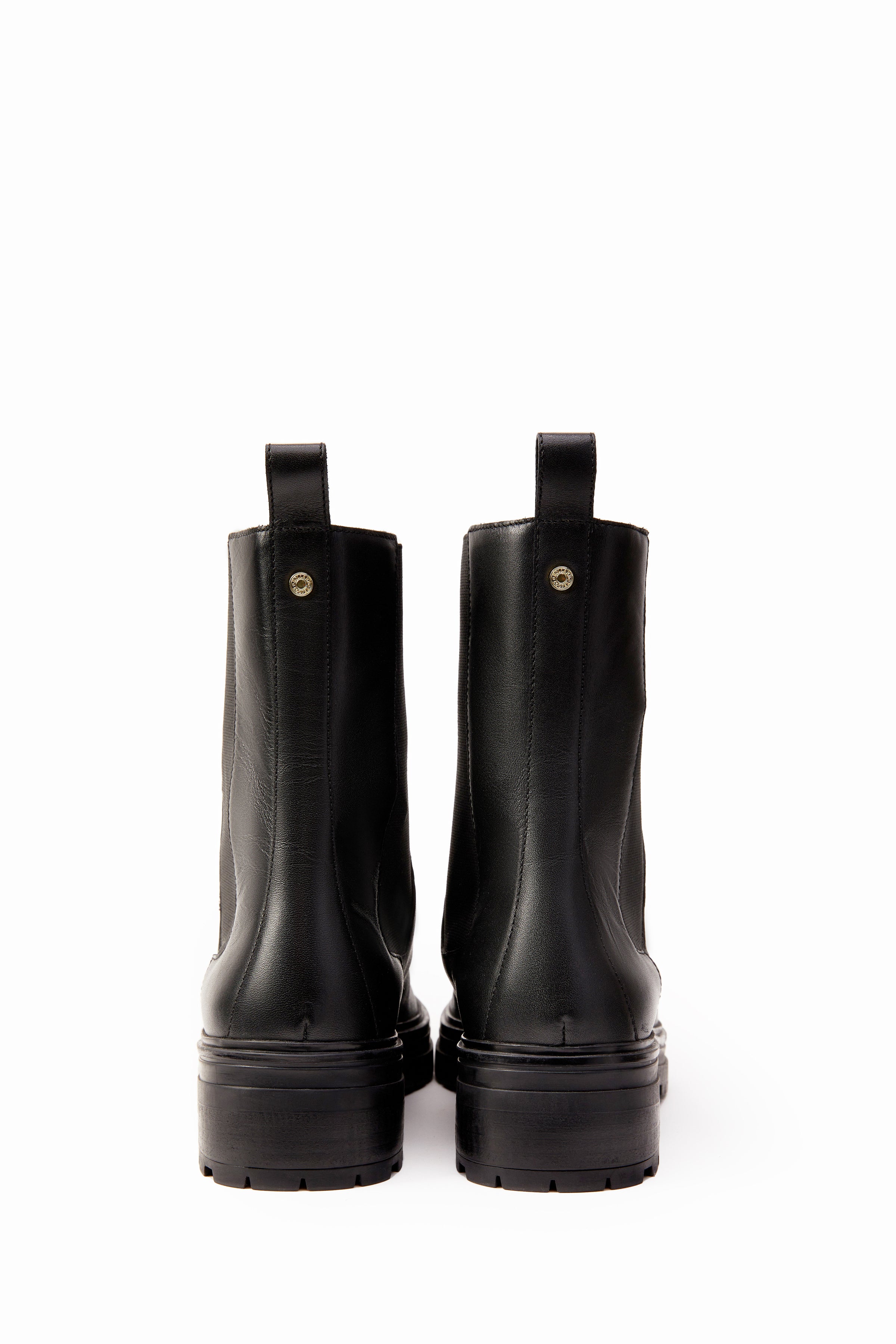 An image of the Holland Cooper Astoria Ankle Boot