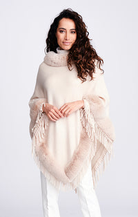 An image of the Pia Rossini Poncho