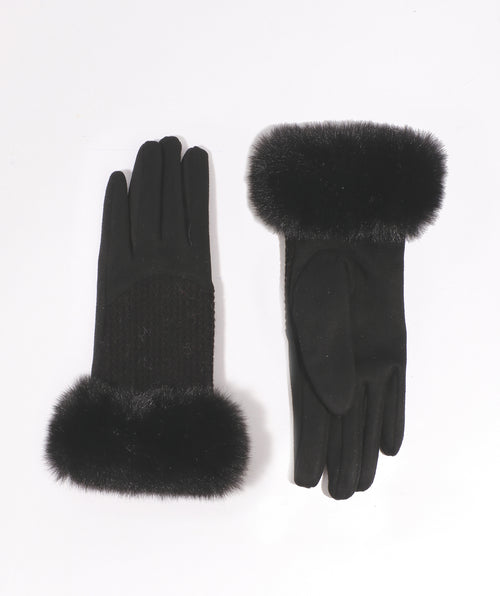 An image of the Pia Rossini Aria Gloves