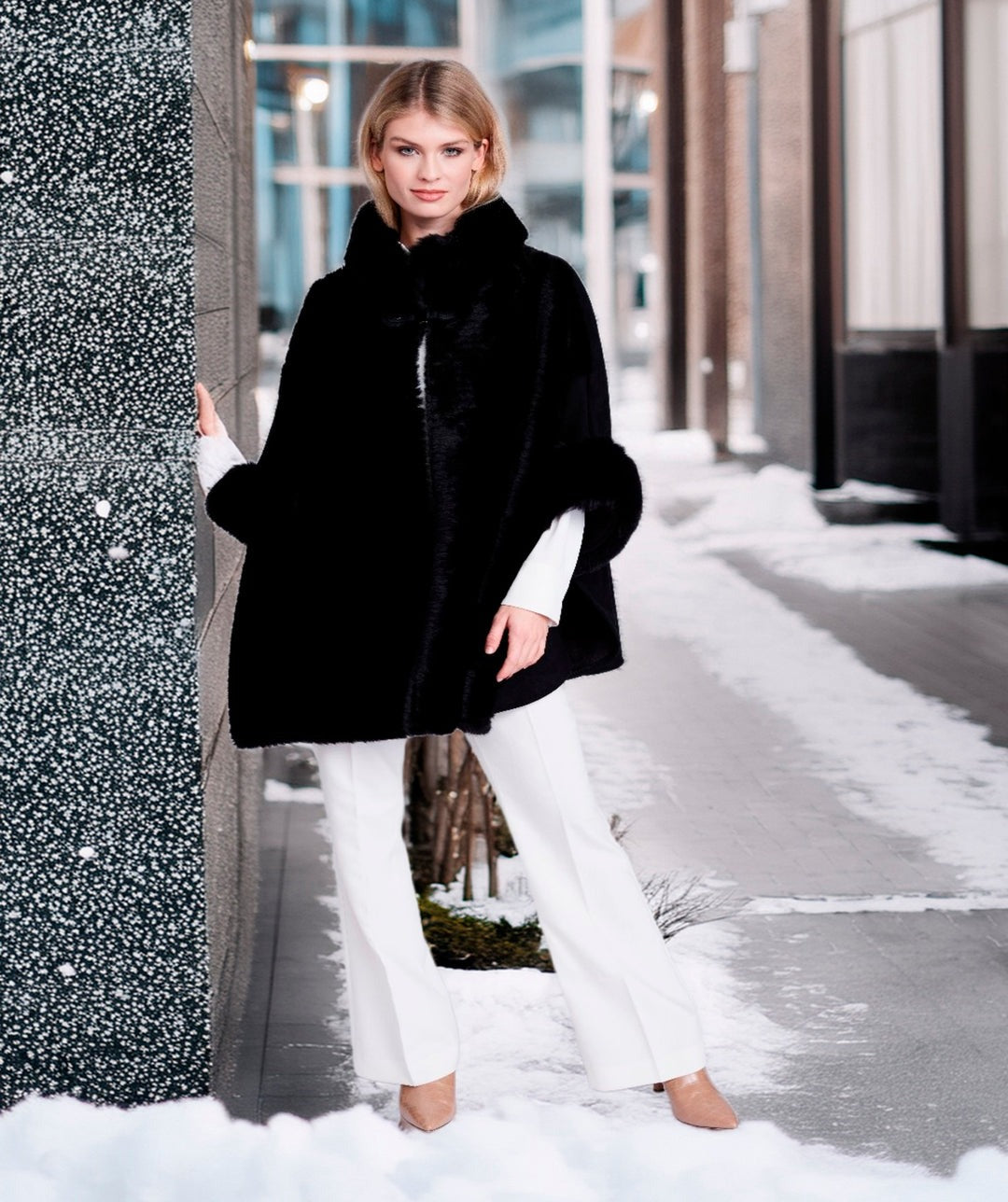 An image of the Pia Rossini Ariana Wrap