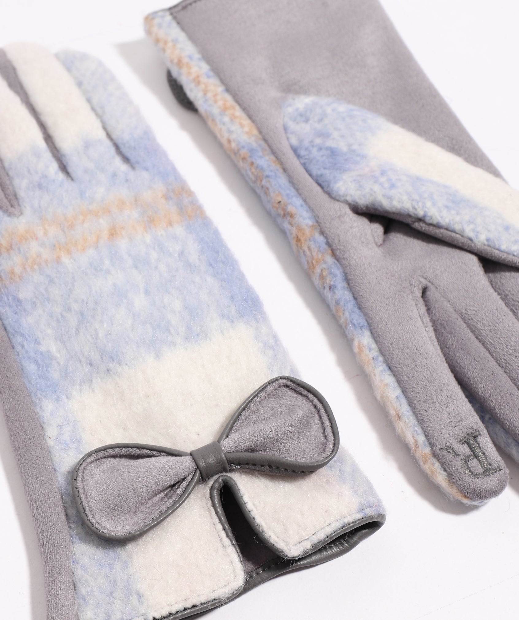 An image of the Pia Rossini Ava Gloves