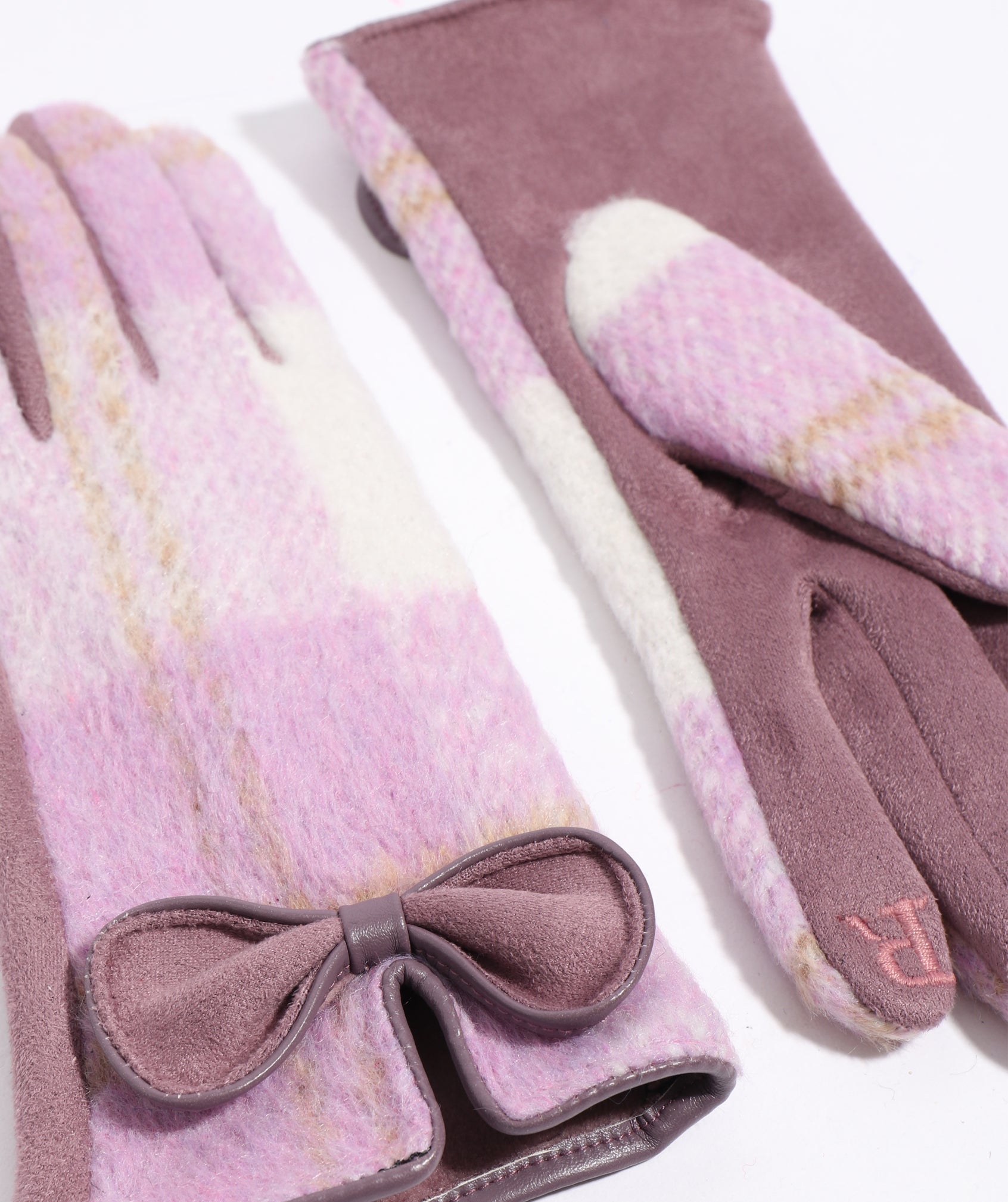 An image of the Pia Rossini Ava Gloves