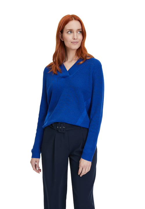 An image of the Betty Barclay V Neck Ribbed Knit