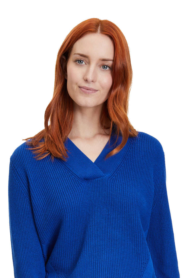 An image of the Betty Barclay V Neck Ribbed Knit