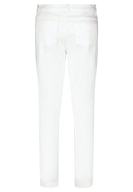 Betty Barclay Casual Trousers. Slim fit trousers with a mid rise waist, patch pockets and a plain off white design.