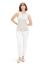 Betty Barclay Casual Trousers. Slim fit trousers with a mid rise waist, patch pockets and a plain off white design.