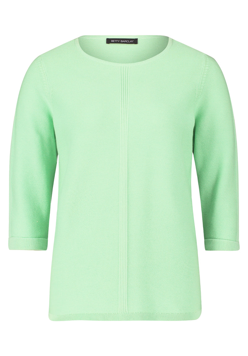 Betty Barclay 3/4 Sleeve Jumper. A straight-fit, fine knit jumper with a round neckline, 3/4 length sleeves and a vibrant green design.