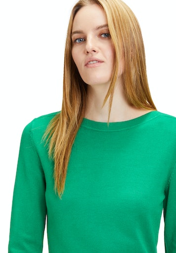 An image of the Betty Barclay Jumper in the colour Jolly Green.