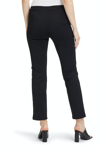 An image of the Betty Barclay Front Slit Trouser in black.