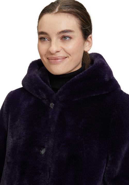 An image of the Betty Barclay Plush Jacket
