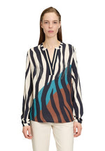 An image of the Betty Barclay Long Blouse