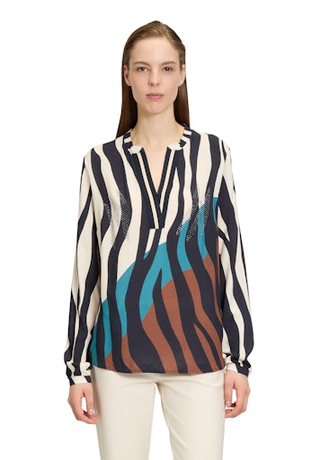 An image of the Betty Barclay Long Blouse