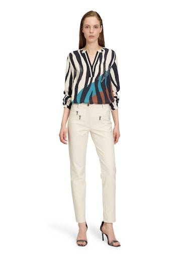 An image of the Betty Barclay Long Blouse