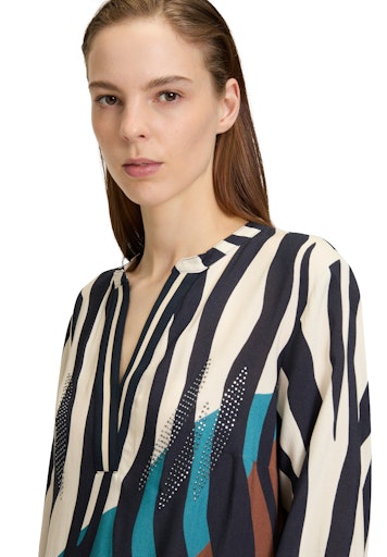 An image of the Betty Barclay Long Blouse