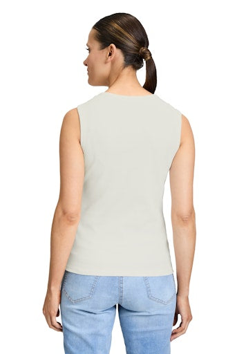An image of the Betty Barclay Sleeveless Shirt