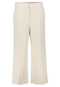 An image of the Betty Barclay Classic Trouser 3/4 Length